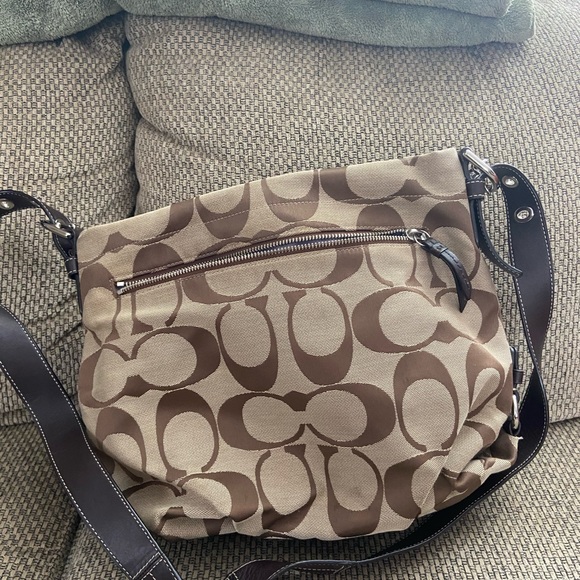 Coach shoulder bag - Picture 2 of 3